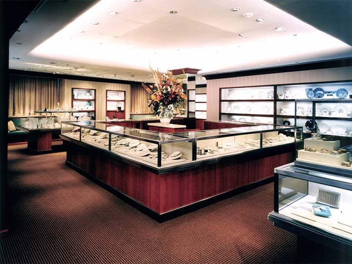 tiffany jewelry shop