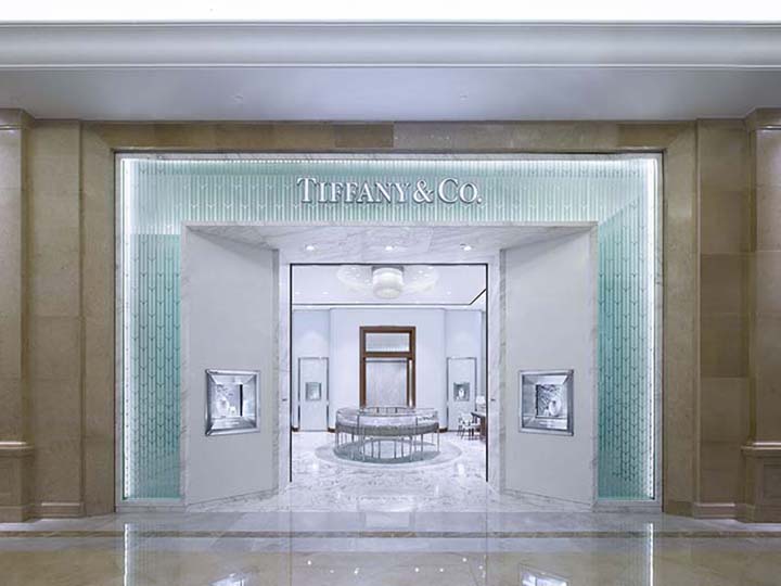 tiffany galleria hours